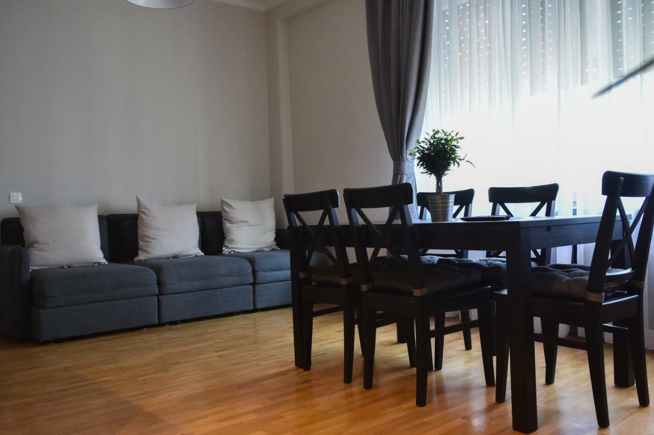 Karlo Main Square Apartments 1 Zagreb Exterior photo
